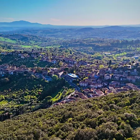 Scappo In Umbria, Il Tuo Nido Feriehus *